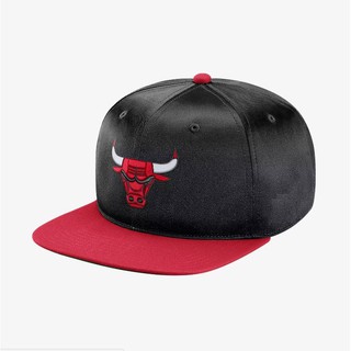 Mũ nón bóng rổ thời trang hiphop Chicago Bulls đen đỏ