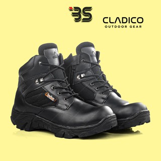 Giày bốt cổ cao an toàn đầu sắt - Cladico Rockwell Adventure màu đen be cho nam