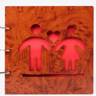 Album ảnh Diy bìa gỗ hình gia đình hạnh phúc cỡ 26x26 cm. Tặng srick dán