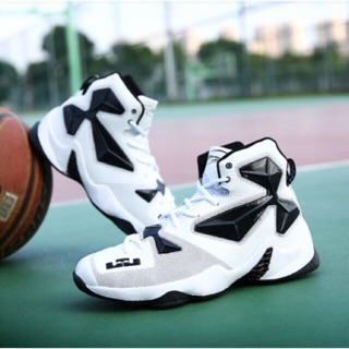 Giày bóng rổ Lebron trắng đen