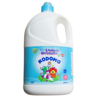 Nước giặt quần áo trẻ em Kodomo Original (bình 2000ml) 0+